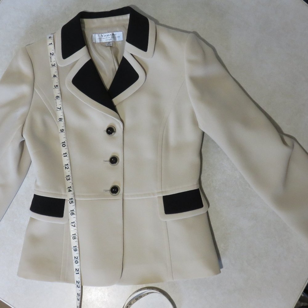 Tahari Woman's Pantsuit - Picture 11 of 16